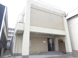 タワーズ諸岡