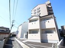 メゾン・アレックスワン城野の外観