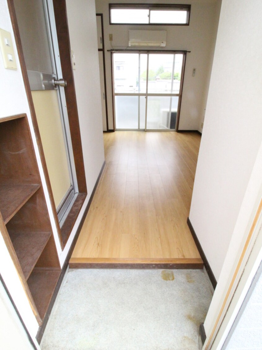 玄関 メゾン上津