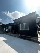 牧山１丁目貸家の外観