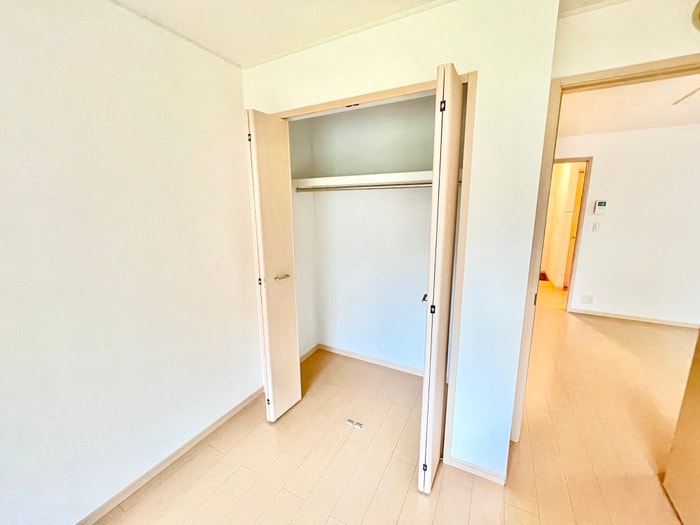 収納 ベル・コリ－ヌⅠ