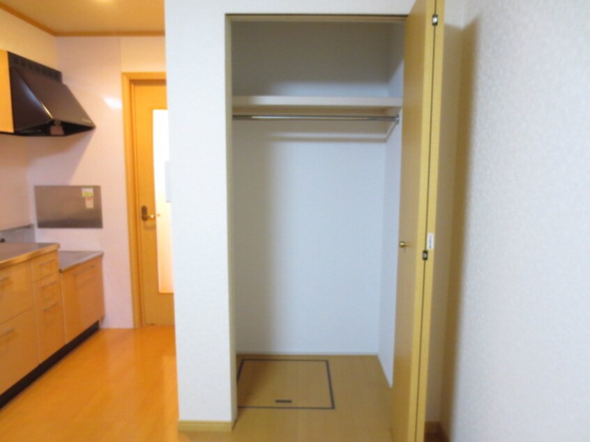 収納 セピアコ－トⅡＡ棟