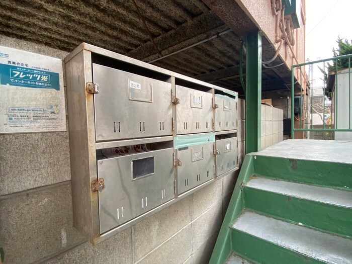 エントランス部分 上野スカイハイツ