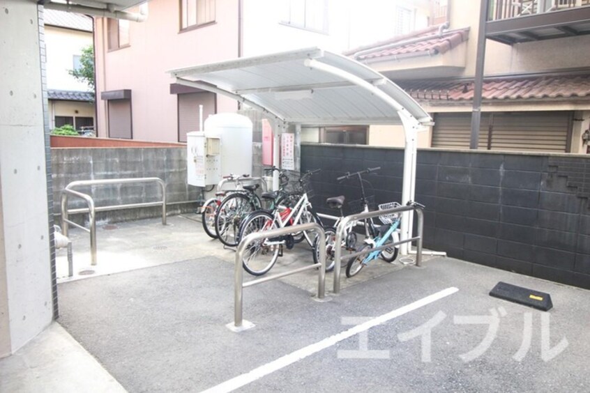 駐輪場 サクラノマド