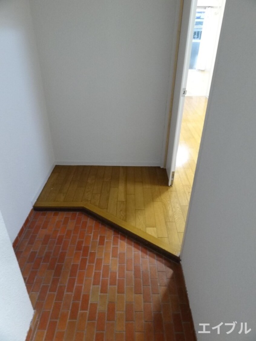 玄関 プルミエ東和町