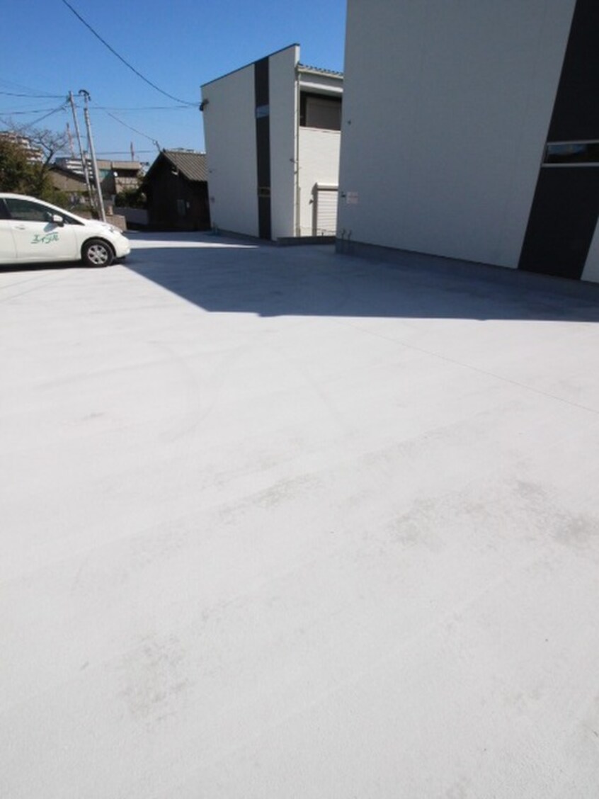 駐車場 EMIREA日明Ⅰ