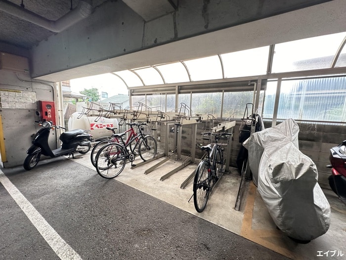 駐輪場 パラドール・デ・ジョーカー