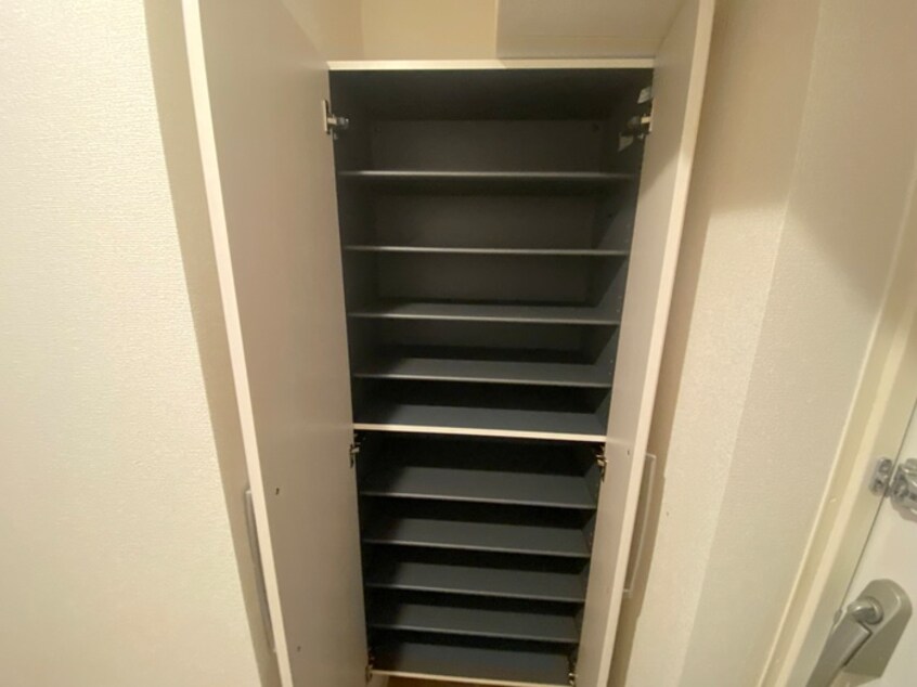 靴箱 ロータス青山2