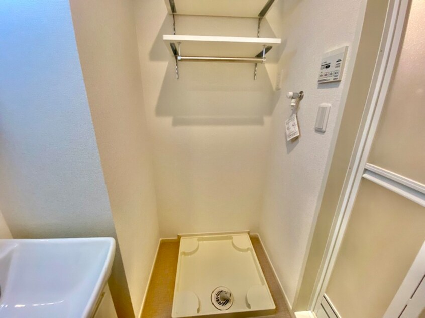 洗濯機置場 ロータス青山2