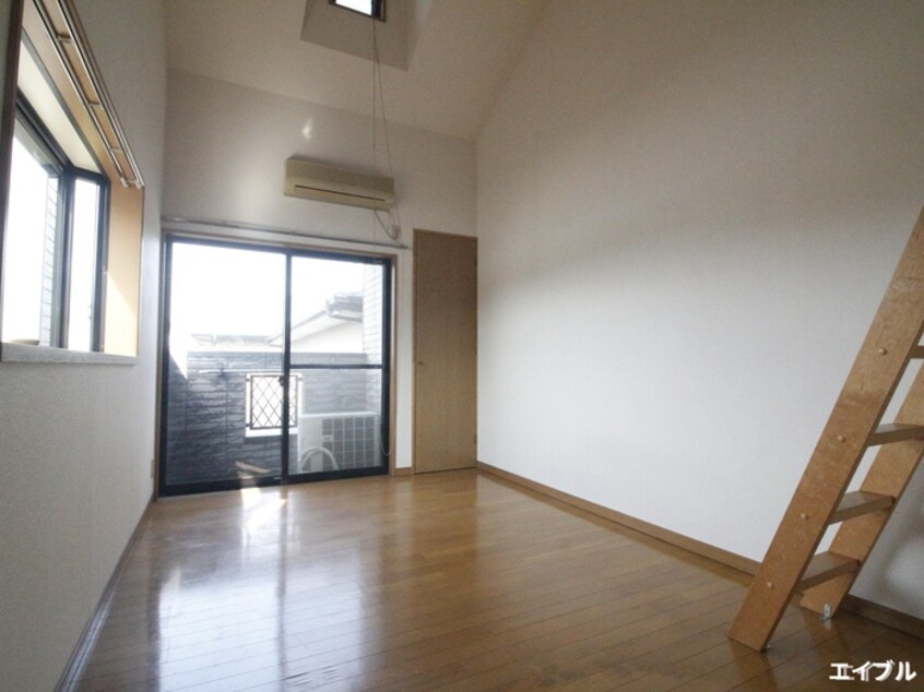 居室 コスモサンクス