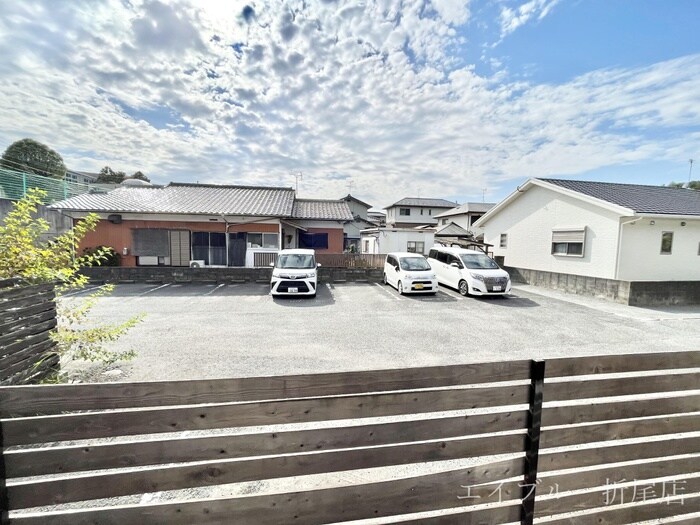 室内からの展望 セジュール東山田Ⅱ B棟