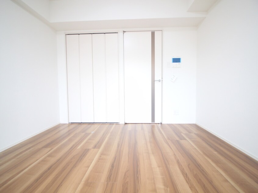 居室 ｻｳﾞｫｲｺｰﾄｵﾌﾞｱｰﾑｽﾞ(1007)