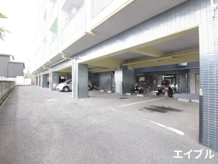 駐車場 大産樋井川マンション