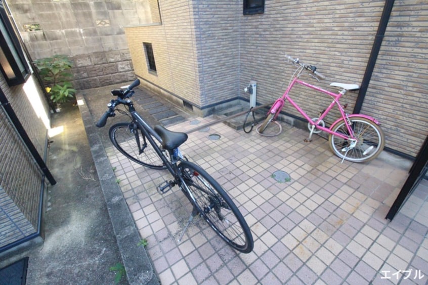 駐輪場 ピュア平尾弐番館