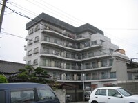 ロイヤルコーポ内納(301)