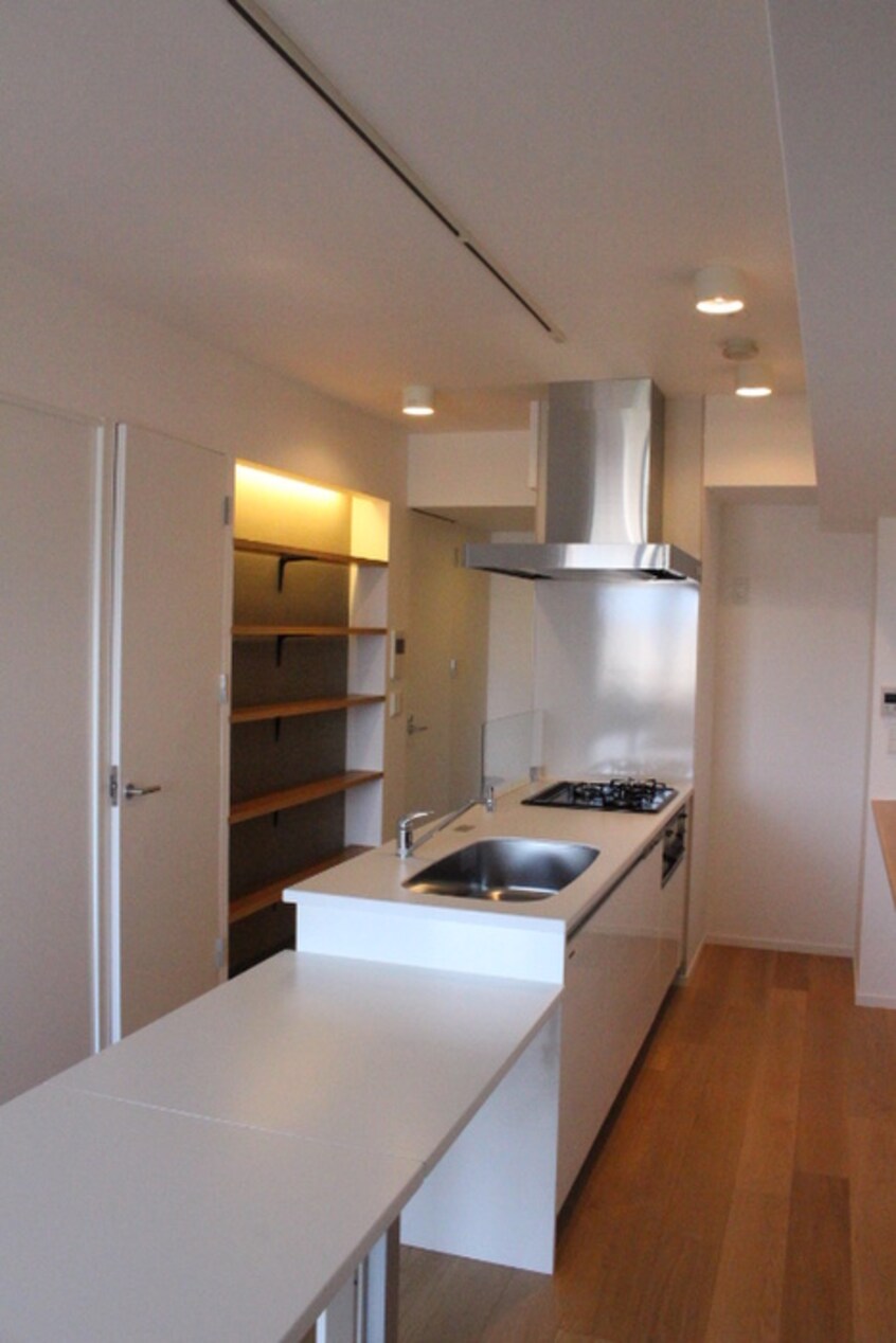 キッチン ＬＡＣＬＥＩＳ高宮