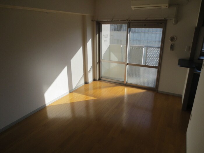 居室 アスピーテ渡辺通