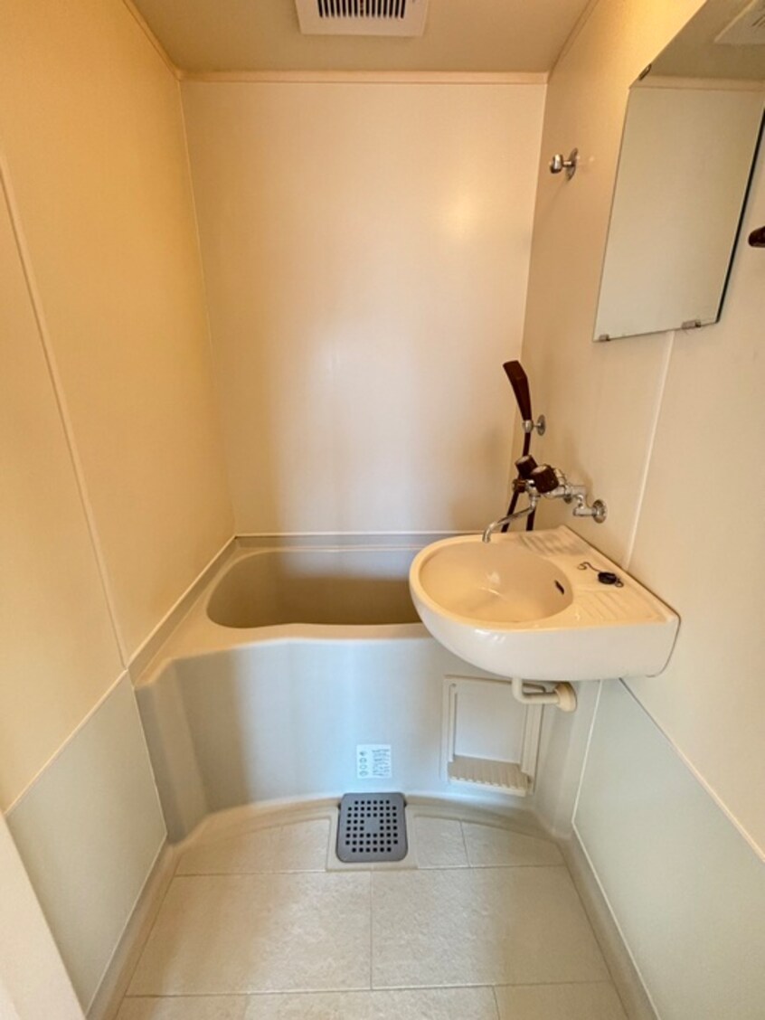 バス／シャワールーム等 シャトレ別院Ⅲ