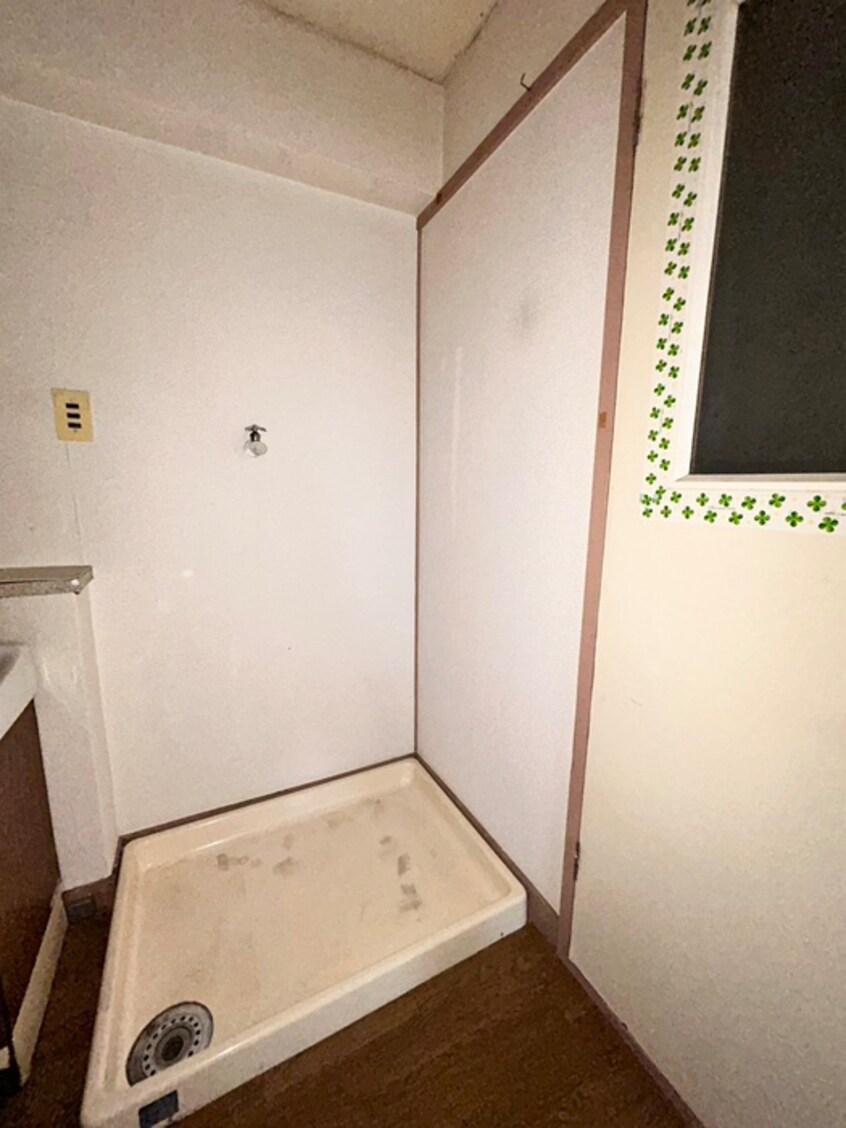 洗濯機置場 富田ハイツ