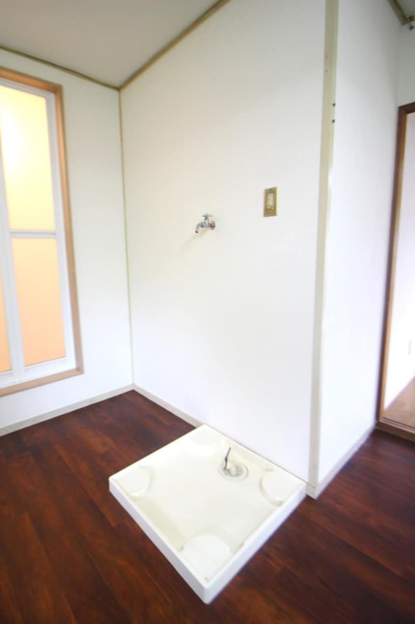 洗濯機置場 コーポKATUYAMA