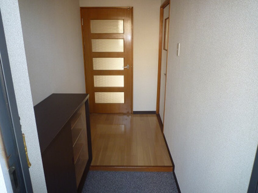 玄関 シャトレ吉野町