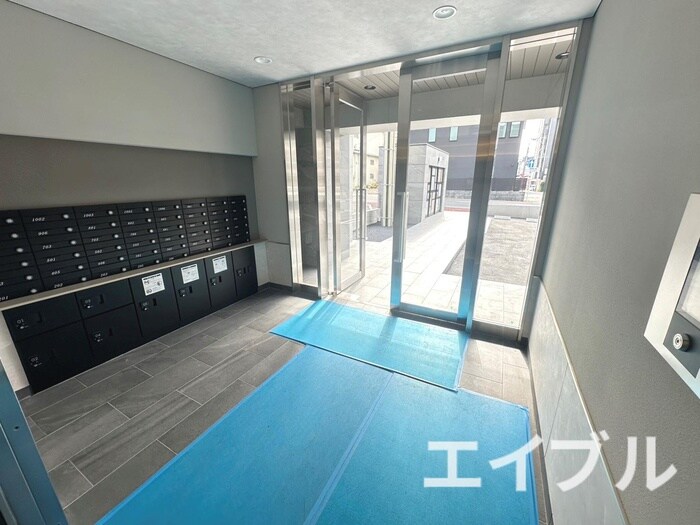 エントランス部分 アベニール幸