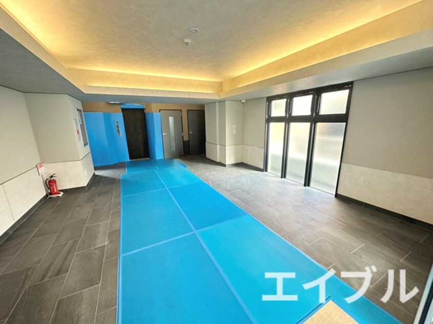 エントランス部分 アベニール幸