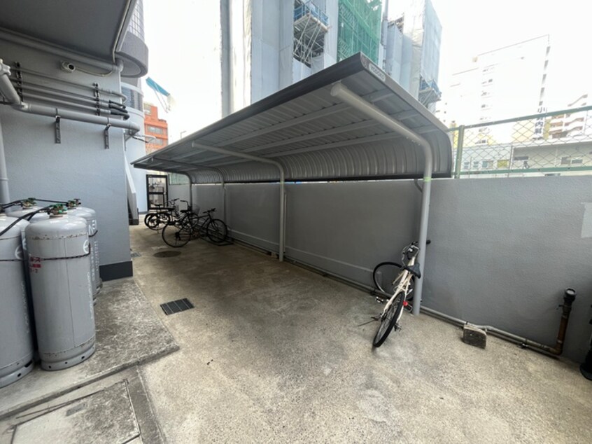 駐輪場 ロイヤルアミュ－ズ