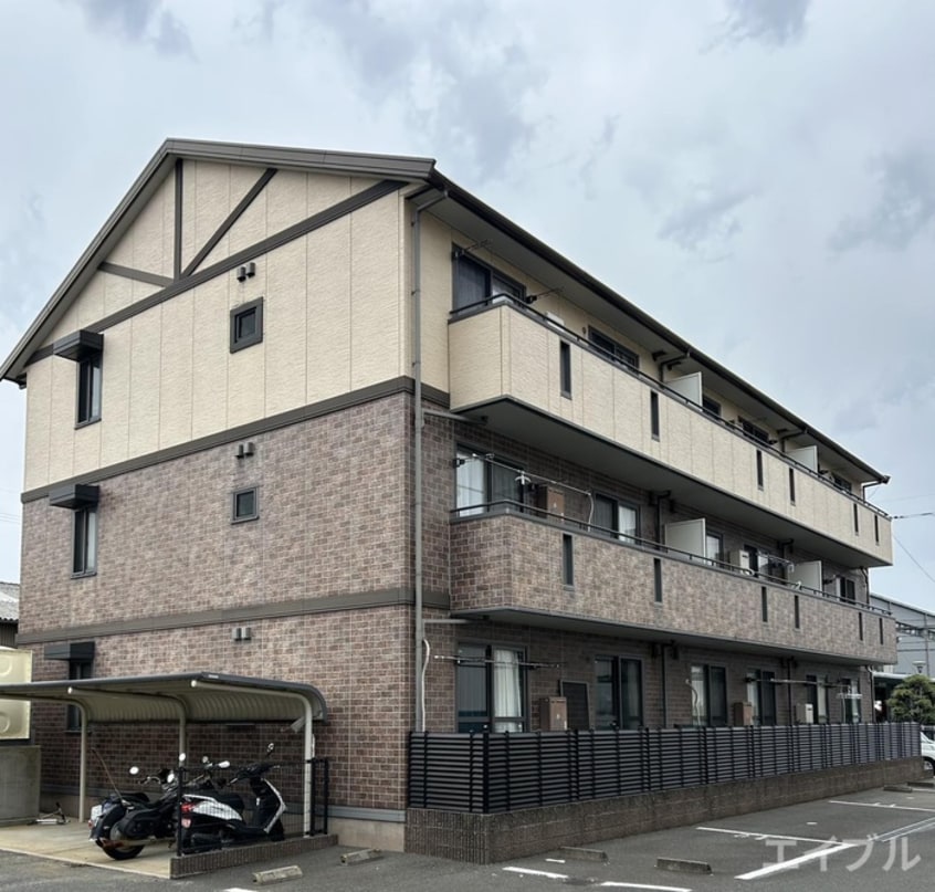 外観写真 ルミエ－ル南里