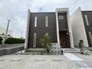 RE VILLAGE A棟の外観