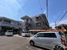 キャスリング岡元の外観