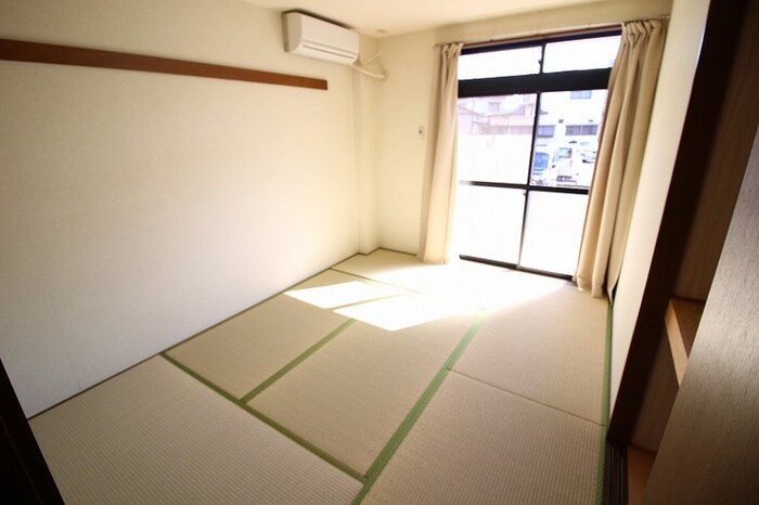 居室 エトワ－ルＨＡＮＤＡ壱番館