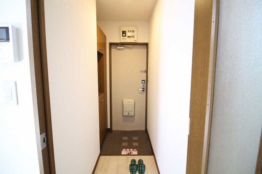 玄関 エトワ－ルＨＡＮＤＡ壱番館