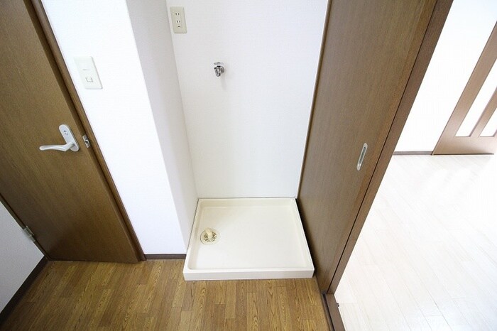 洗濯機置場 エトワ－ルＨＡＮＤＡ壱番館