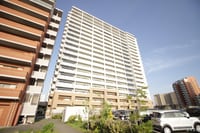 ﾓﾝﾄｰﾚ香椎浜ｻｰﾌﾀﾜｰｳｴｽﾄｳｲﾝｸﾞ