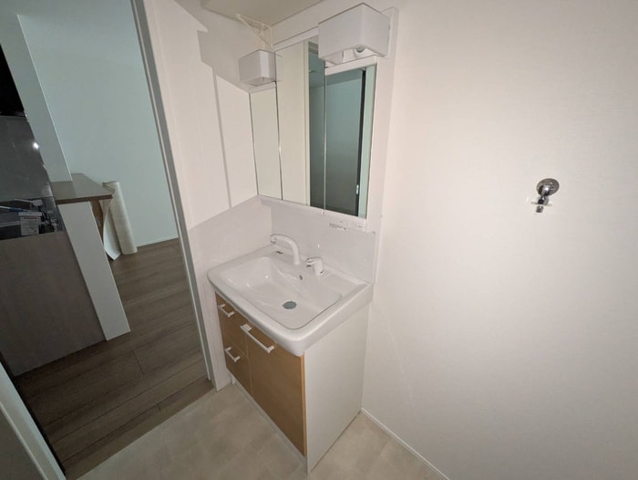 洗面 サンラプロ寺内　B