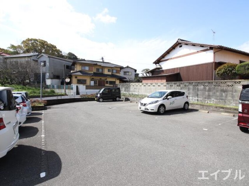 駐車場 シンヴォレオカナン