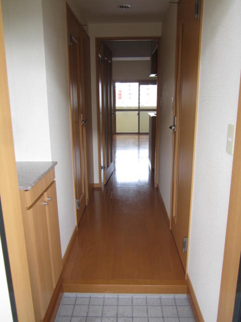 玄関 フォーウィルズコート