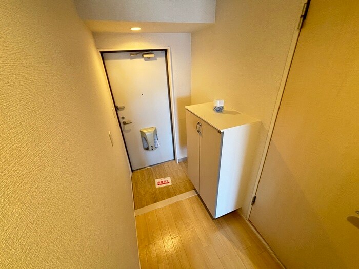 玄関 サンク・ピエール