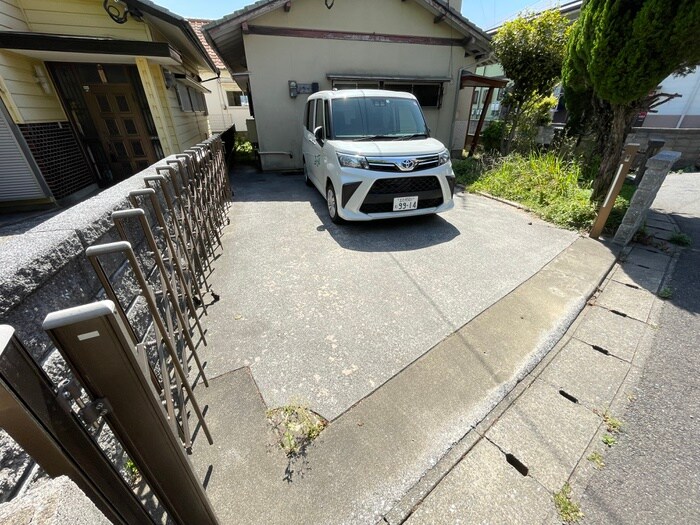 駐車場 南若園町貸家