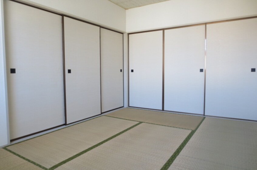 居室 ファミュー鈴木