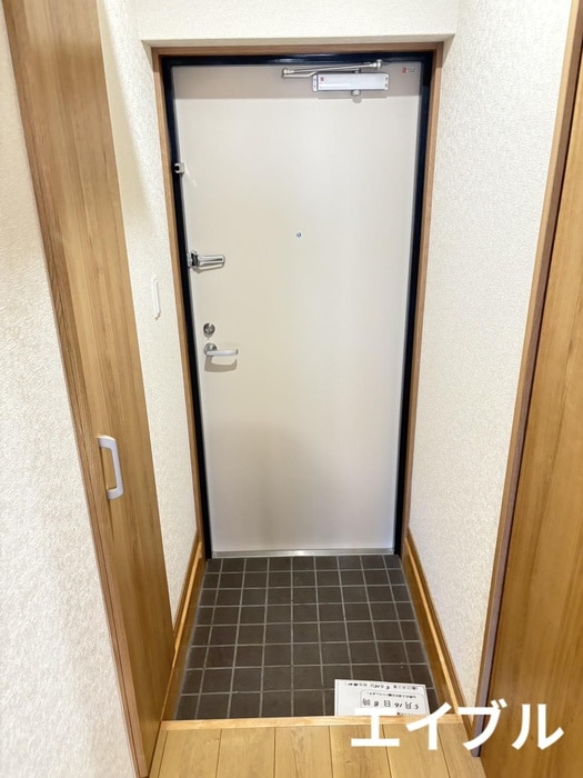 玄関 ルシエル鹿大前