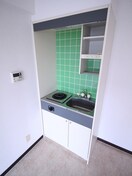 キッチン ﾎﾜｲﾄﾊﾟﾚｽ黄金５番館（903）