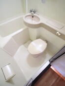 トイレ ﾎﾜｲﾄﾊﾟﾚｽ黄金５番館（903）