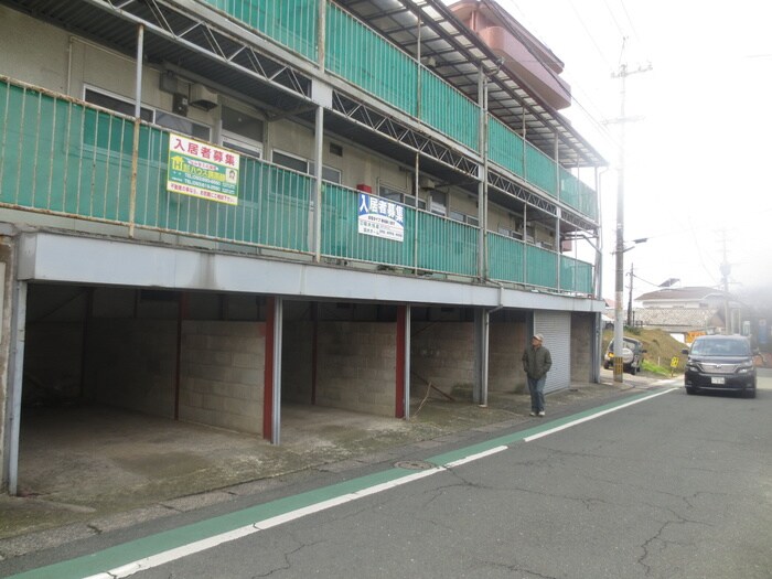 駐車場 町上津役コ－ポ