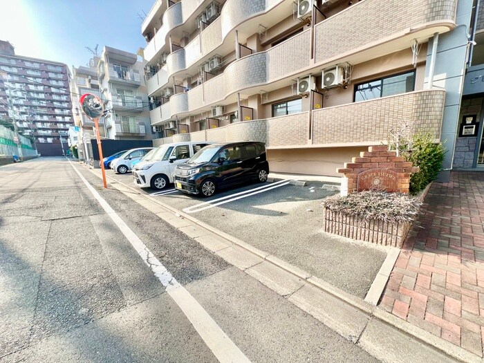 駐車場 グレイス筒井