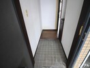 玄関 ジュネス麦野