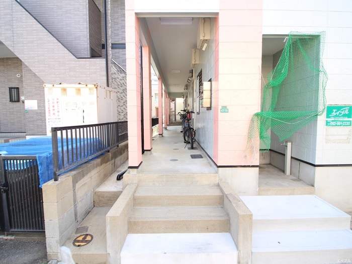 エントランス部分 ラ・フィーネ・メイ