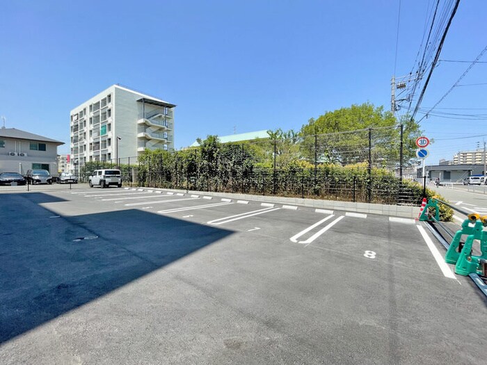 駐車場 Ａｌｉｖｉｓ諸岡