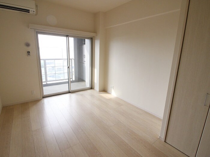 居室 ロイヤルシーサイドテラス